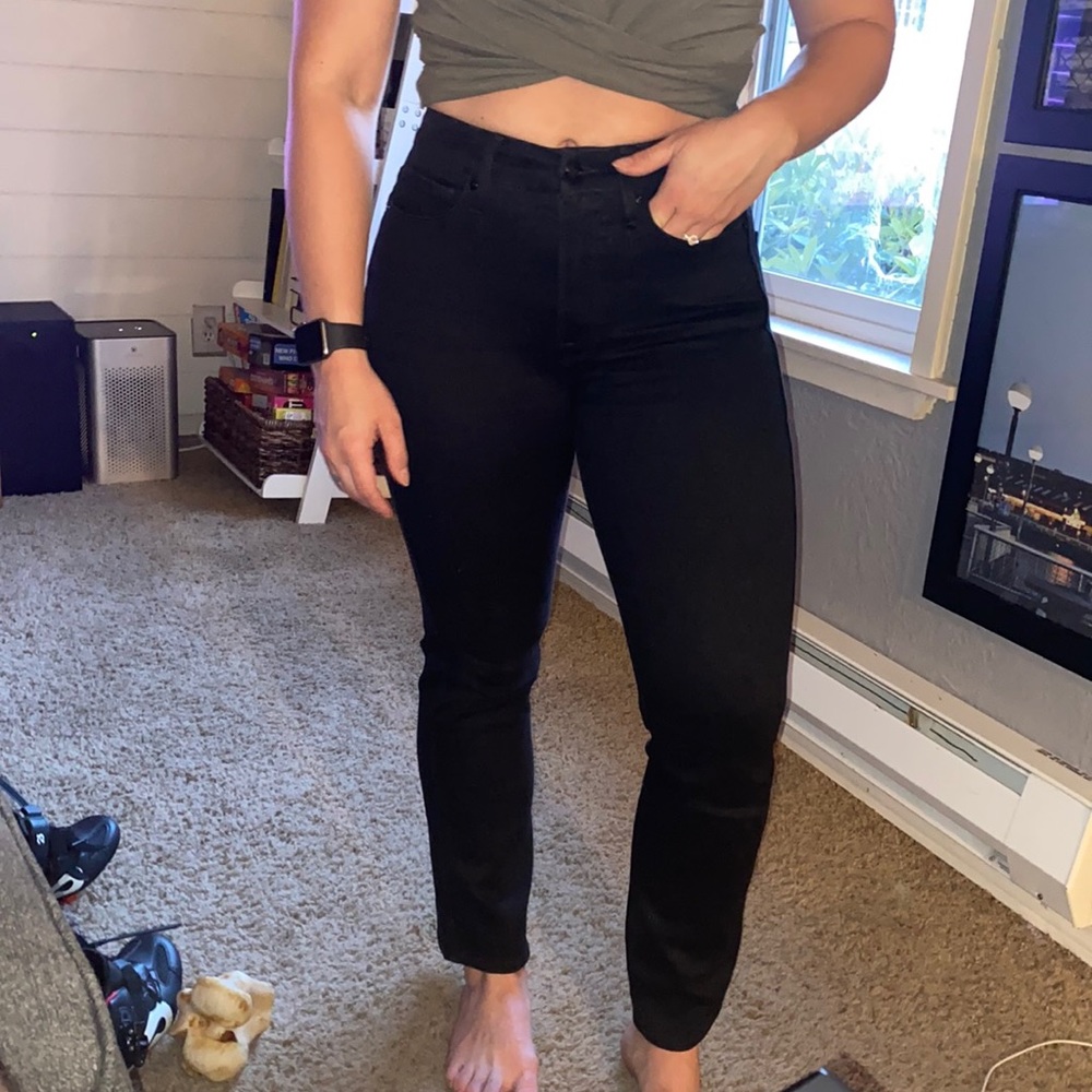 GOOD AMERICAN JEANS